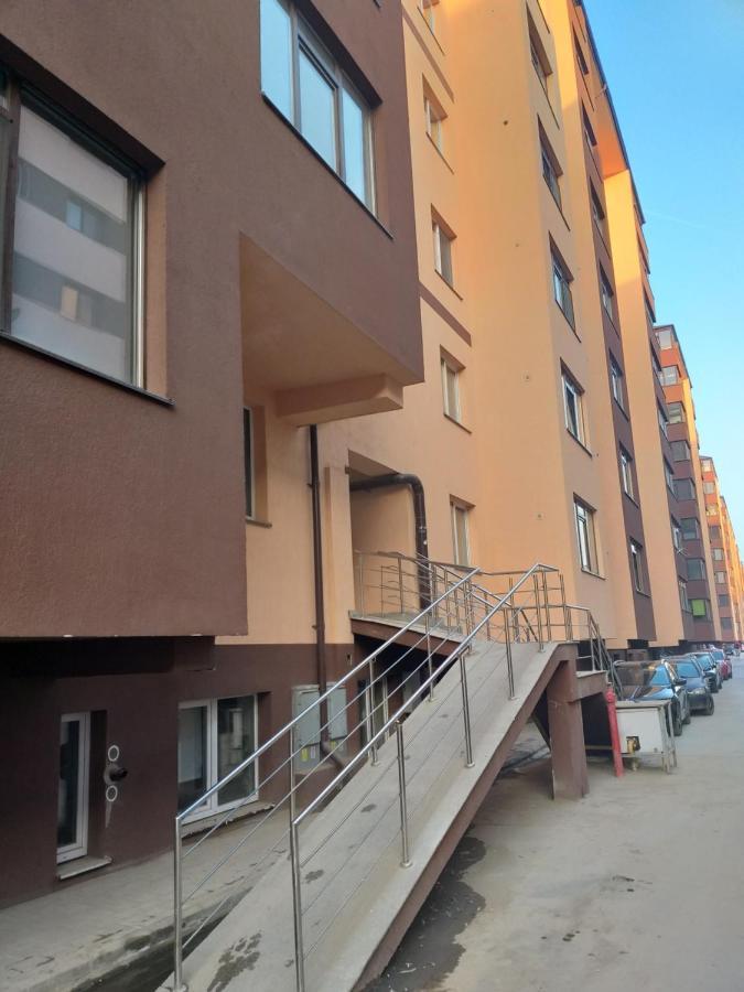 Luxury Daniel Apartament Residence Militari Roşu Zewnętrze zdjęcie