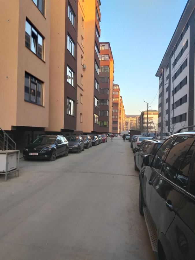 Luxury Daniel Apartament Residence Militari Roşu Zewnętrze zdjęcie