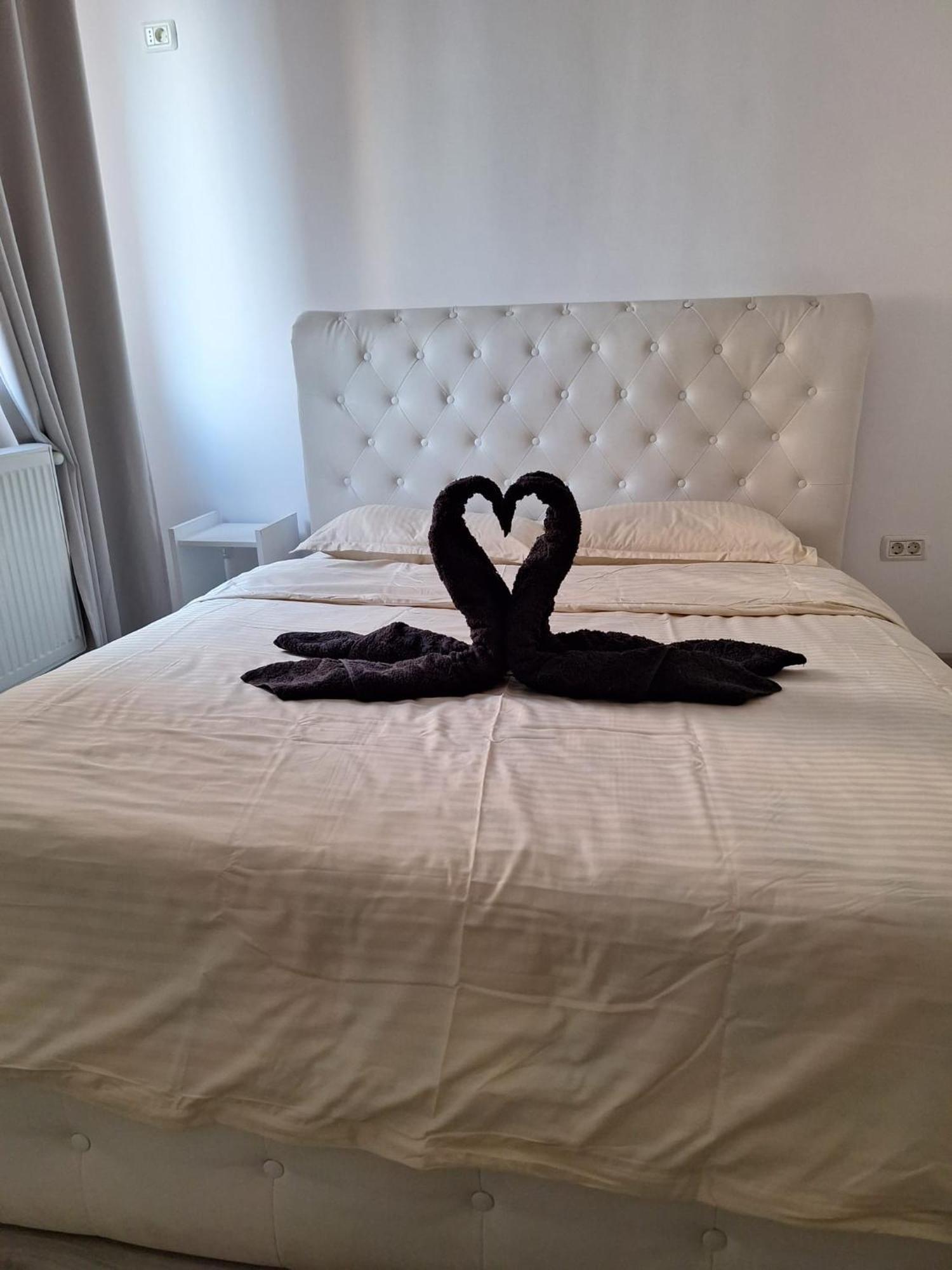 Luxury Daniel Apartament Residence Militari Roşu Zewnętrze zdjęcie